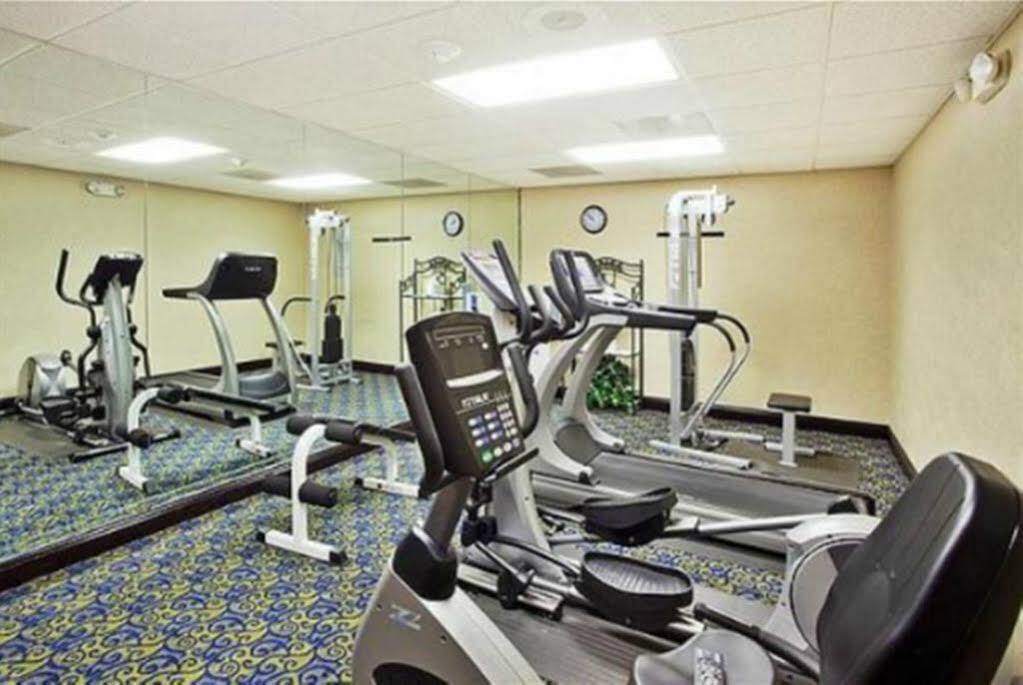 Holiday Inn Express & Suites Jackson/Pearl International Airport Ngoại thất bức ảnh